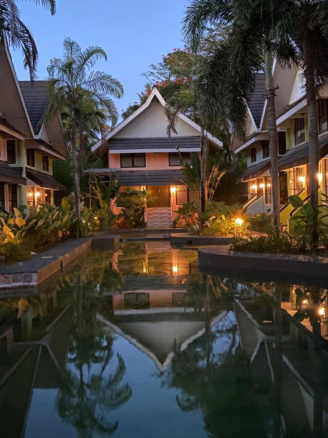 Lido Shores Resort Sariaya Extérieur photo